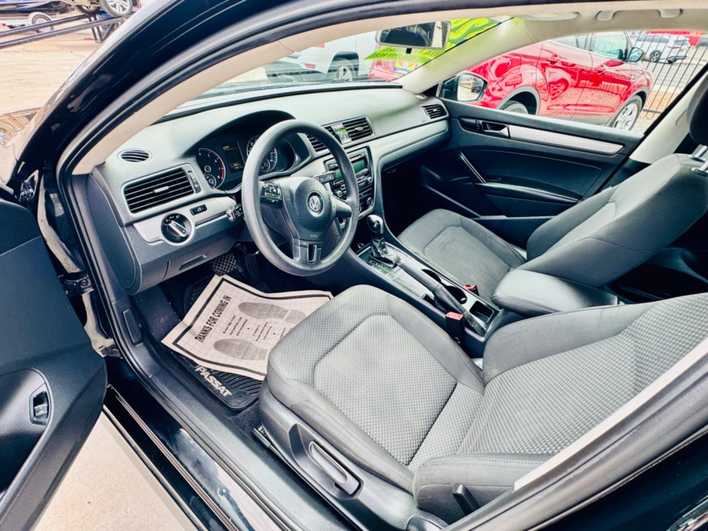 2013 Black /black Volkswagen Passat , located at 2190 Hwy 95, Bullhead City, AZ, 86442, (928) 704-0060, 0.000000, 0.000000 - 2013 Volkswagen Passat. automatic. completely serviced. New tires. Free warranty. Free carfax. In house financing. buy here pay here. - Photo#8